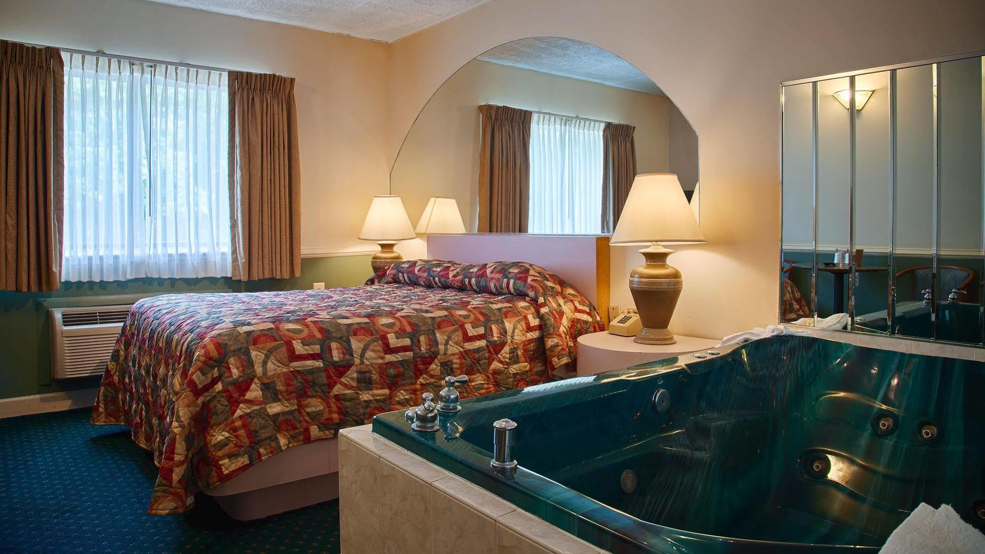 La Mirage Motel Monmouth Junction Eksteriør billede